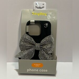 Heyday Black and Silver Bow Phone Case for iPhone 16 Pro